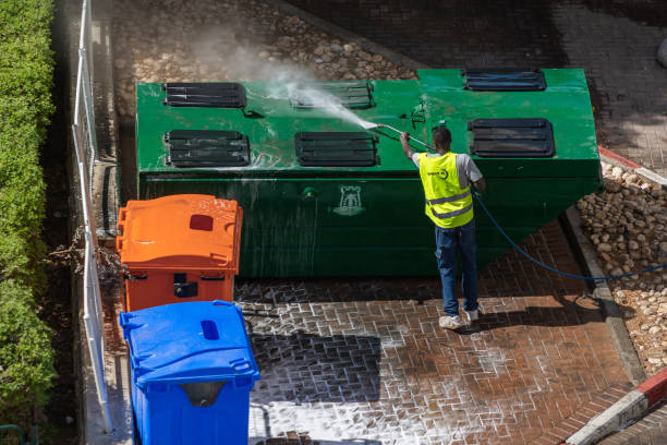 Best Garage Pressure Washing  in Elmira Heights, NY
