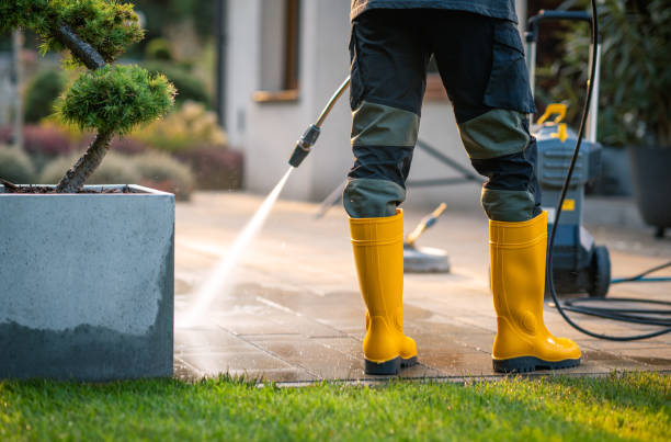 Why Choose Our Certified Pressure Washing Experts for Your Project Needs in Elmira Heights, NY?